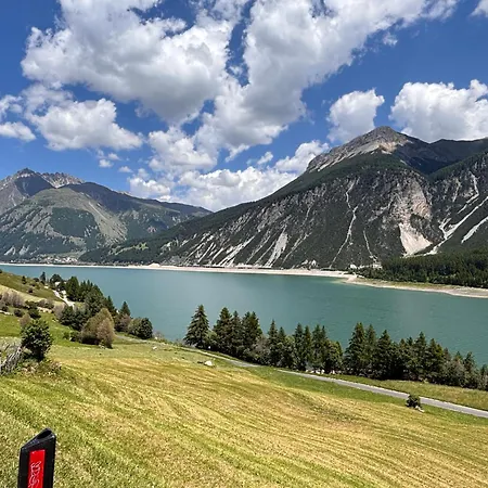Haus Mex - Groepsaccomodatie Nabij Serfaus Fiss Ladis Ischgl شقة